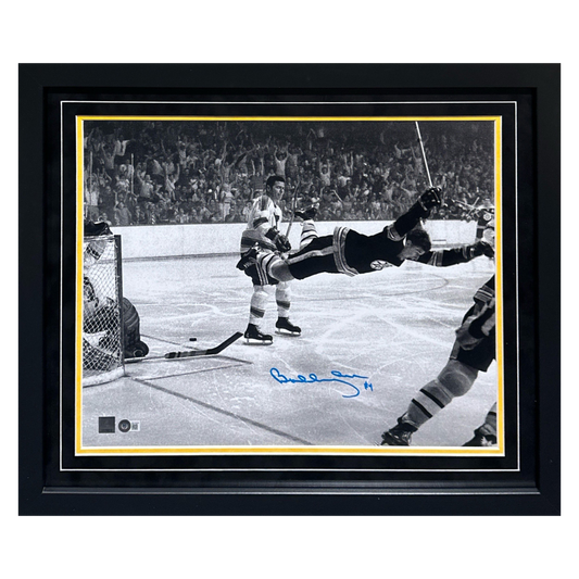 Bobby Orr Boston Bruins Autographed Framed 16x20 - Beckett COA
