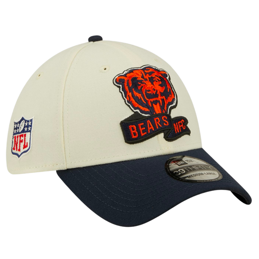 Chicago Bears "Bear Head" Cream/Navy 2022 Sideline 39THIRTY Flex Hat