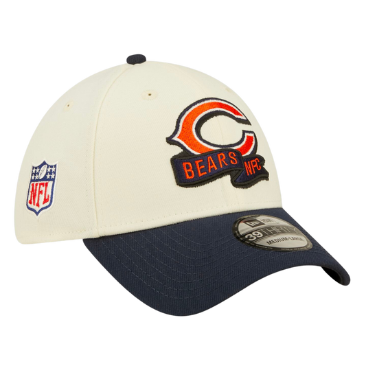 Chicago Bears "C" Cream/Navy 2022 Sideline 39THIRTY Flex Hat