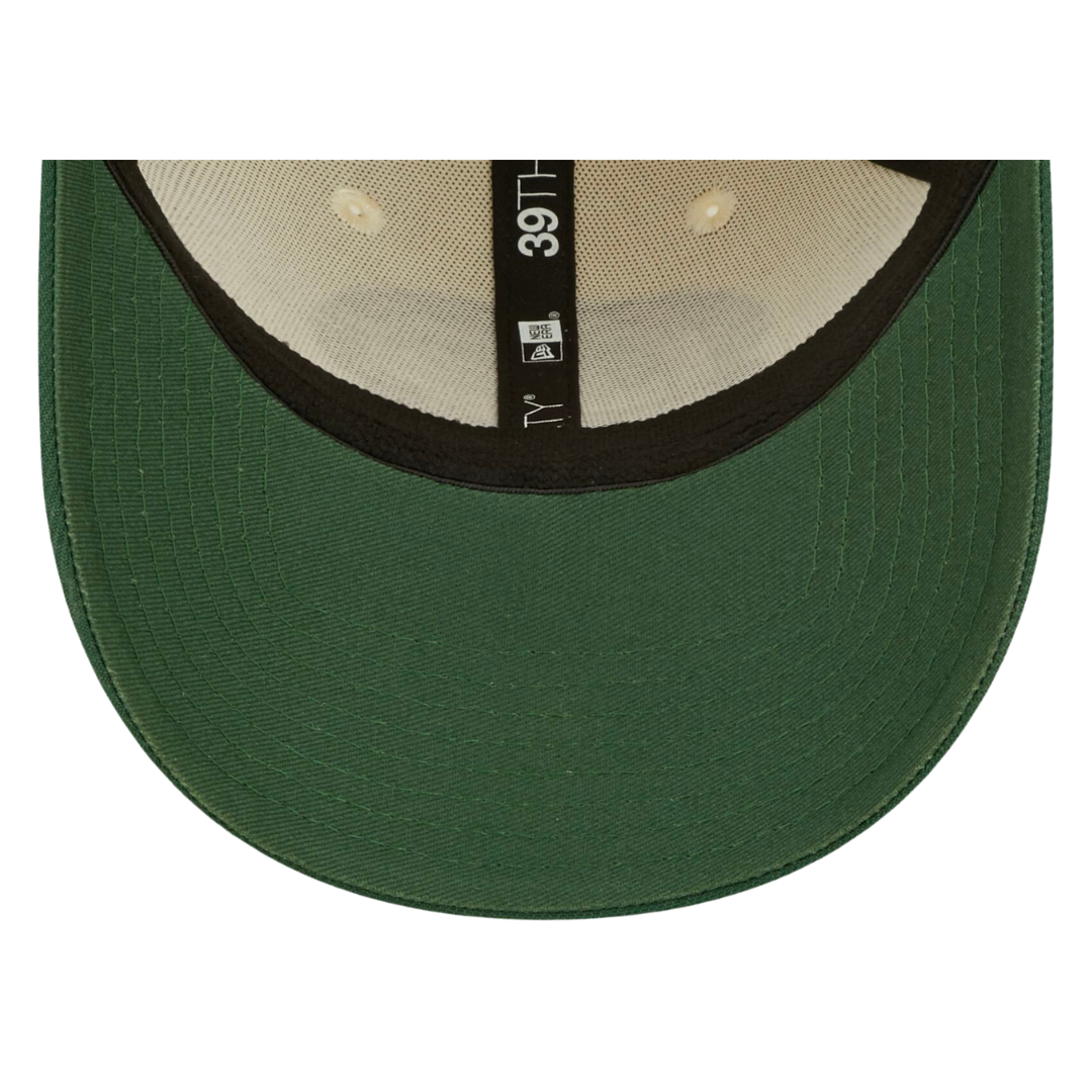 Green Bay Packers Cream/Black 2022 Sideline 39THIRTY Flex Hat
