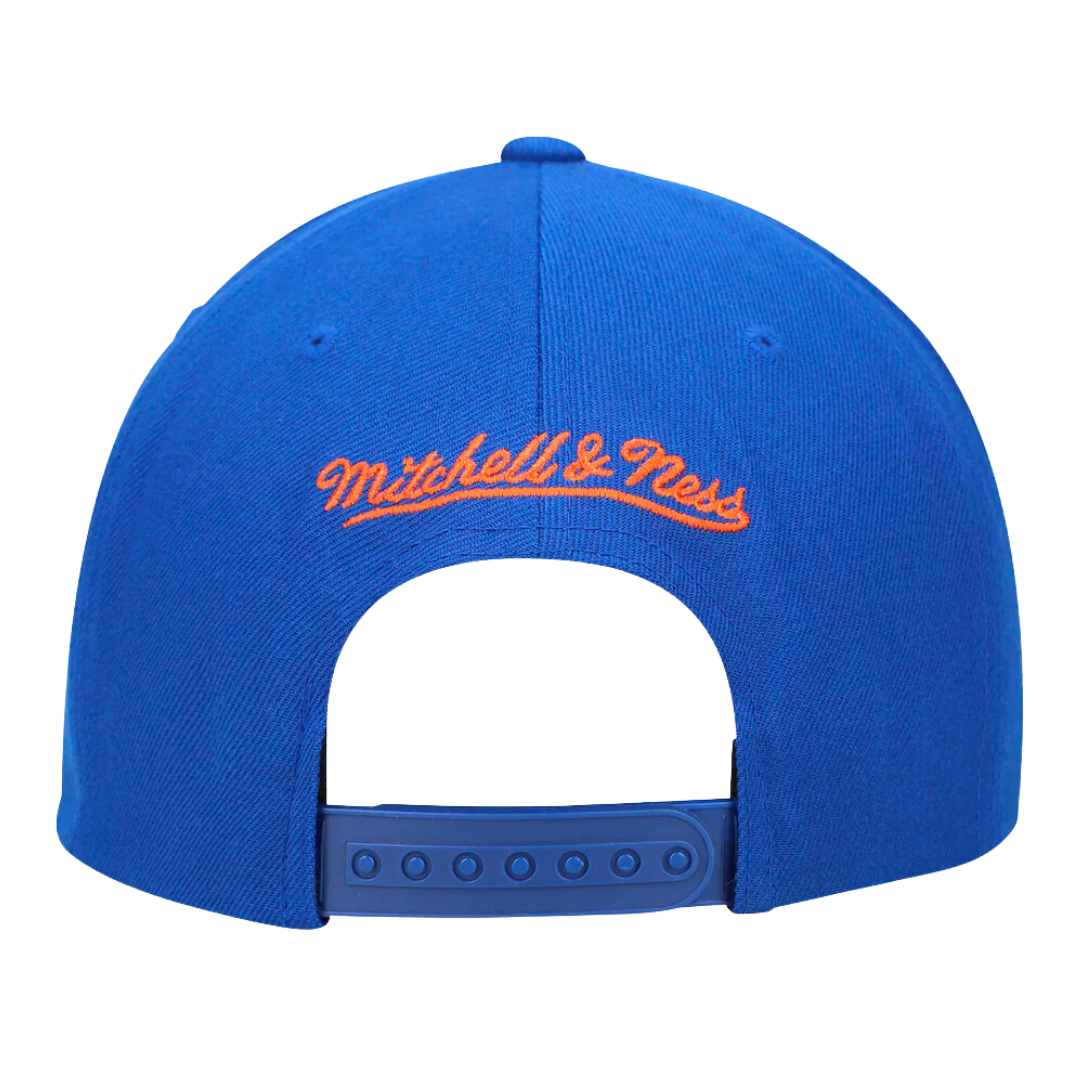 New York Knicks Mitchell and Ness Core Basic Snapback Hat