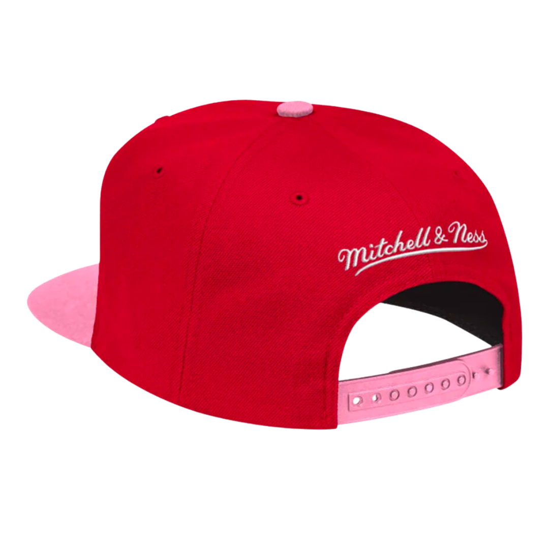 Mitchell and Ness Los Angeles Lakers Pink Under Script Snapback Hat Black