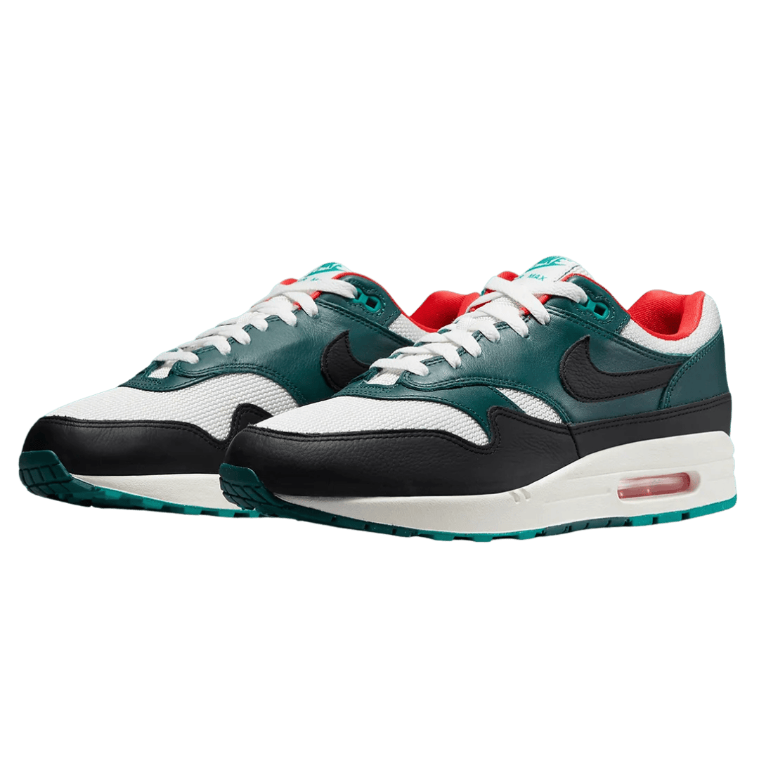 Nike Air Max 1 LeBron James Liverpool F.C.