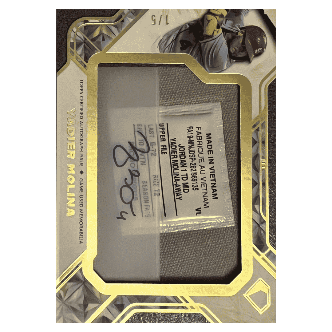 Yadier Molina 2025 Topps Diamond Icons Autographed Preeminent Pieces Relic #d/ 5 Card #PPRA-YM