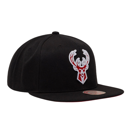Milwaukee Bucks Mitchell and Ness Bred Snapback Hat