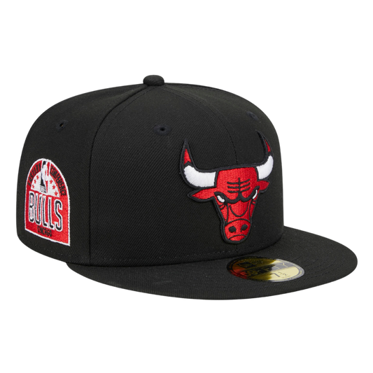 Chicago Bulls Evergreen Side Patch 59FIFTY Fitted Hat