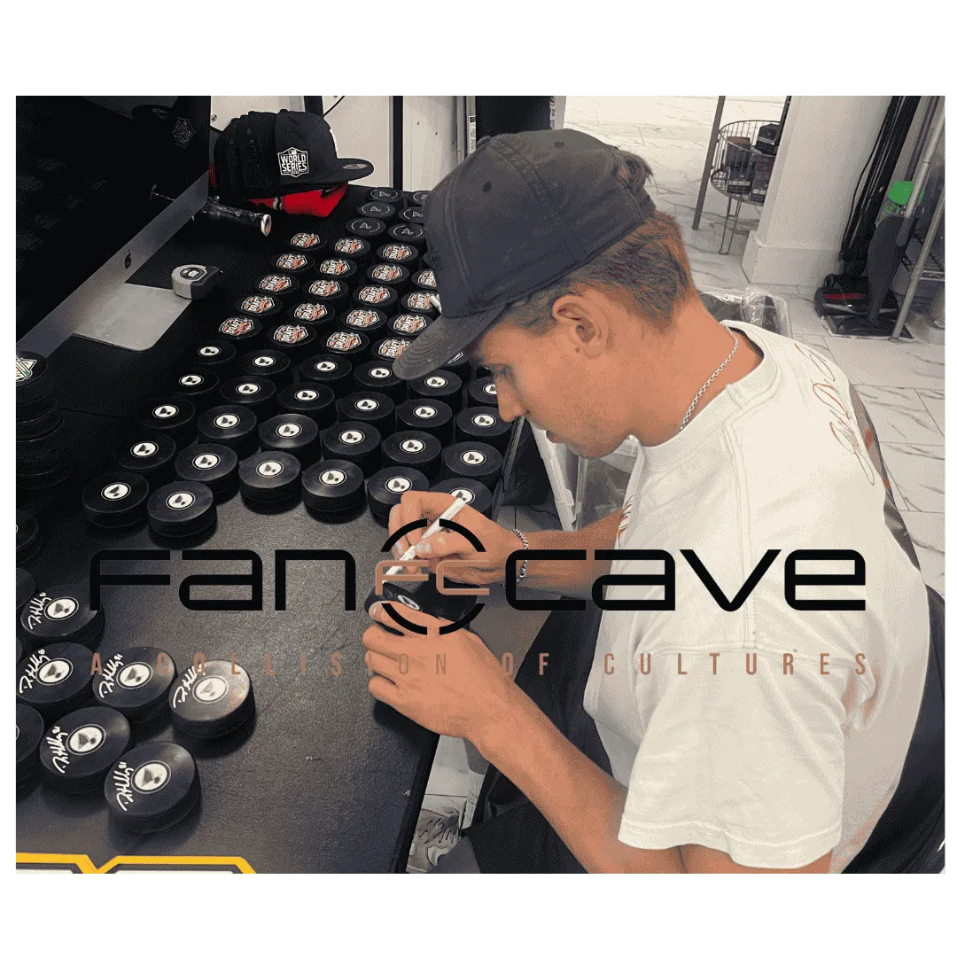 Dylan Holloway St Louis Blues Autographed 2020 NHL Draft Puck - JSA COA