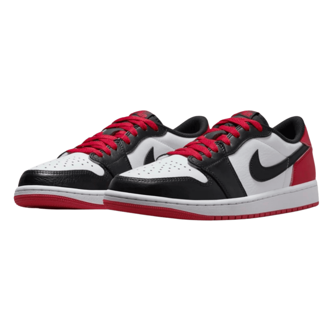 Jordan 1 Retro Low OG Black Toe 2023