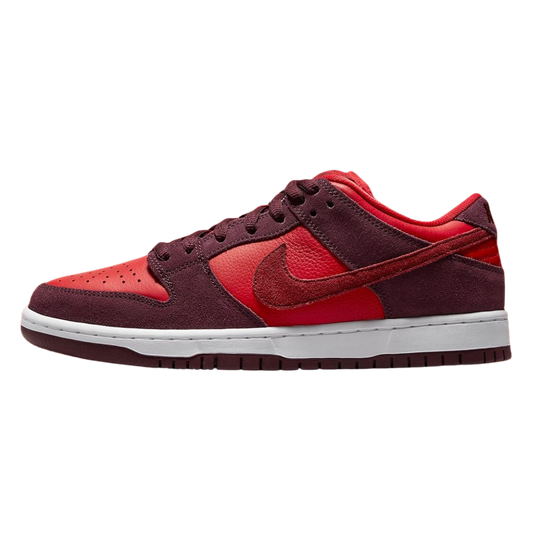 Nike SB Dunk Low "Cherry"