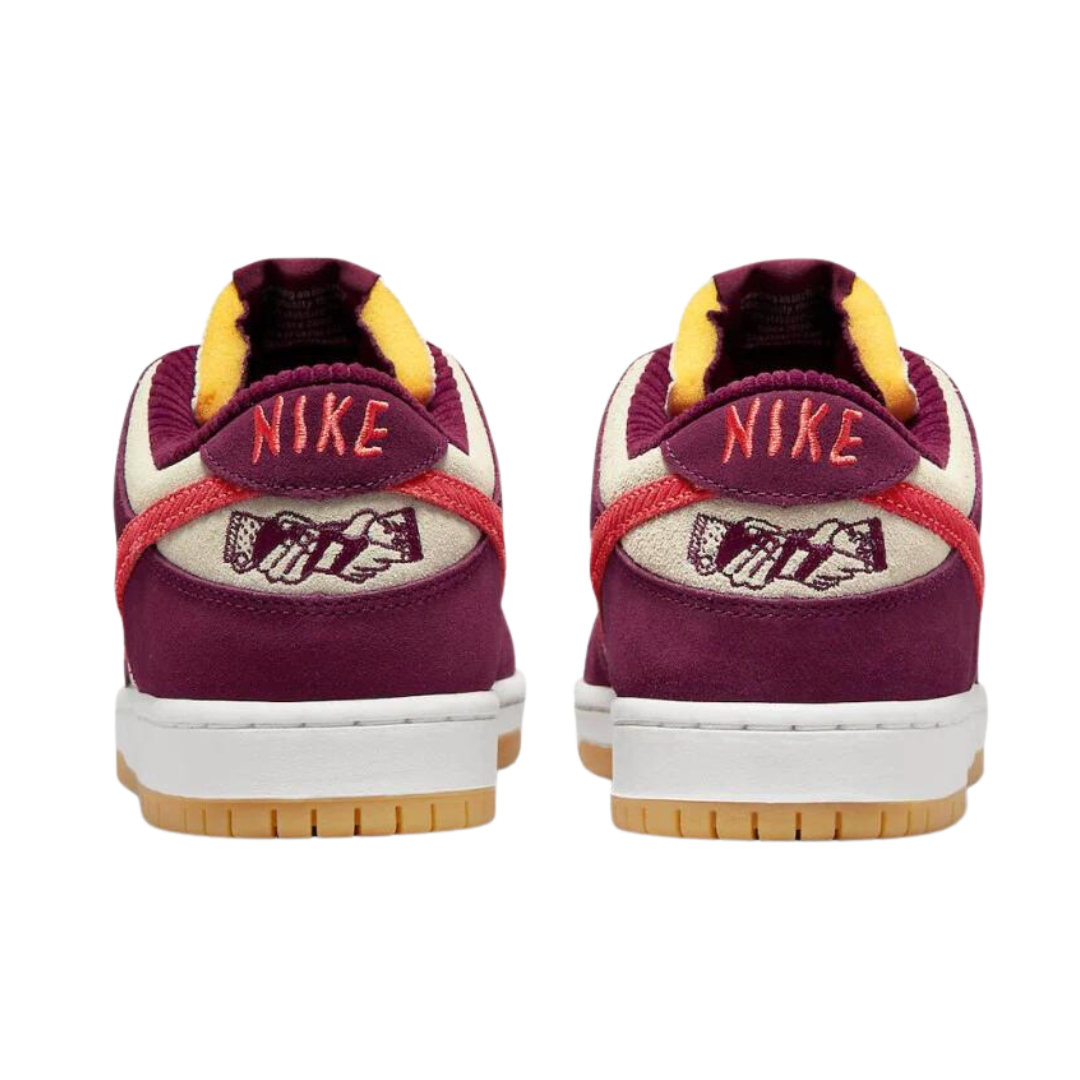 Nike SB Dunk Low "Skate Like A Girl"