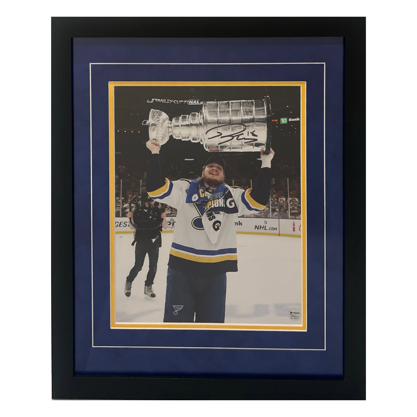 Robert Thomas St Louis Blues Autographed Framed 11x14 Photo - Fan Cave COA