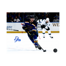 Scott Perunovich St Louis Blues Autographed Home Skating 8x10 Photo - Fan Cave COA