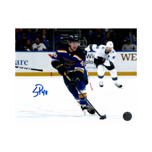 Scott Perunovich St Louis Blues Autographed Home Skating 8x10 Photo - Fan Cave COA
