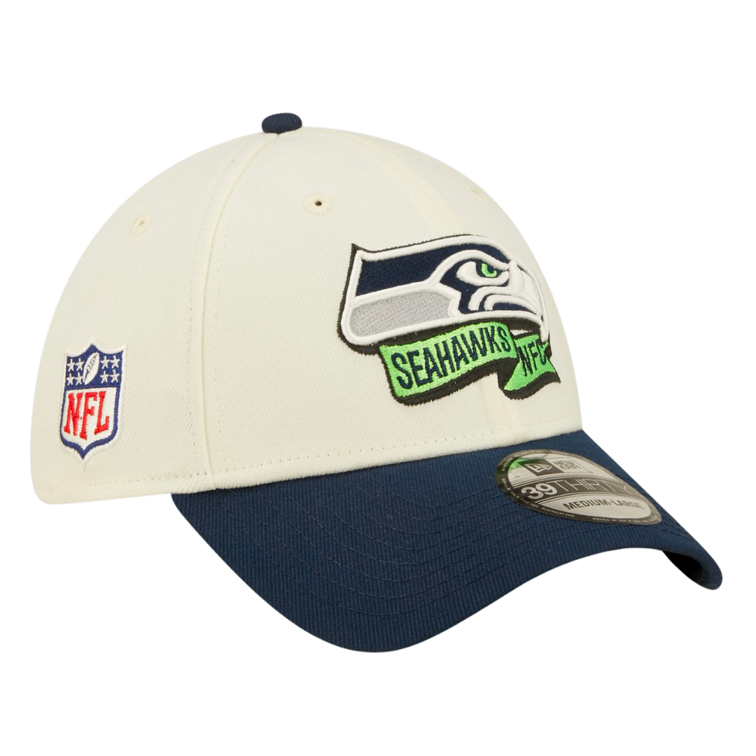 Seattle Seahawks Cream/College Navy 2022 Sideline 39THIRTY Flex Hat