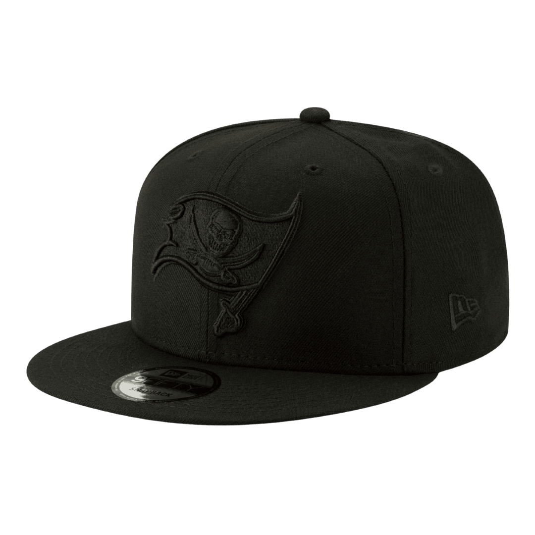 Tampa Bay Buccaneers Black On Black New Era 9FIFTY Adjustable Snapback Hat