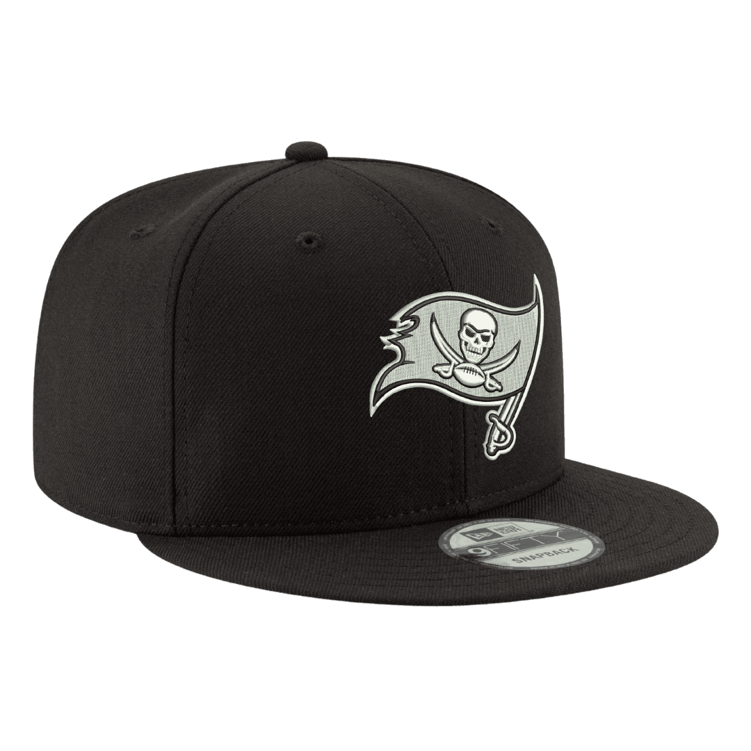 Tampa Bay Buccaneers Black & White Logo New Era 9FIFTY Adjustable Snapback Hat