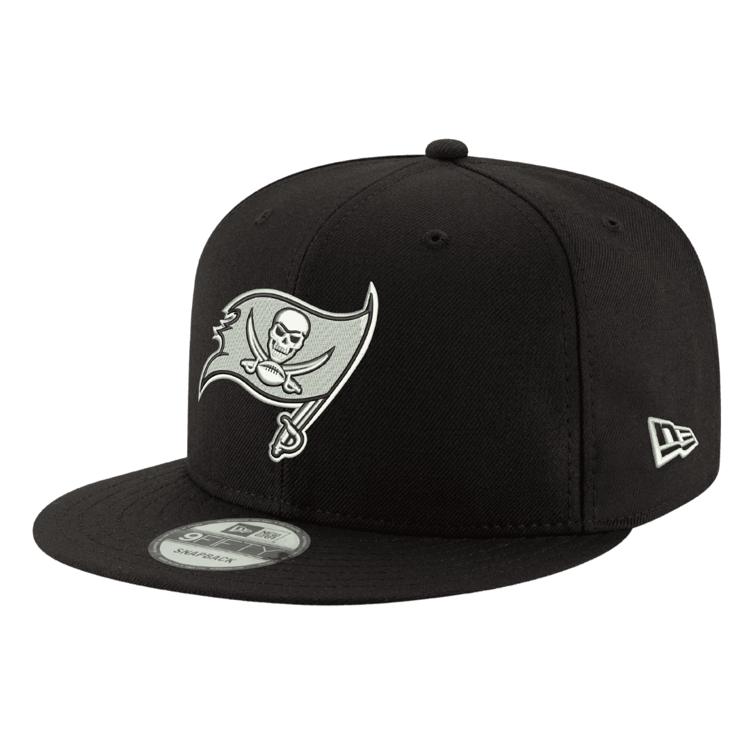 Tampa Bay Buccaneers Black & White Logo New Era 9FIFTY Adjustable Snapback Hat