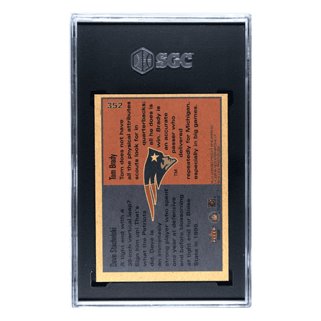Tom Brady SGC 7 2000 Fleer Tradition Card #352
