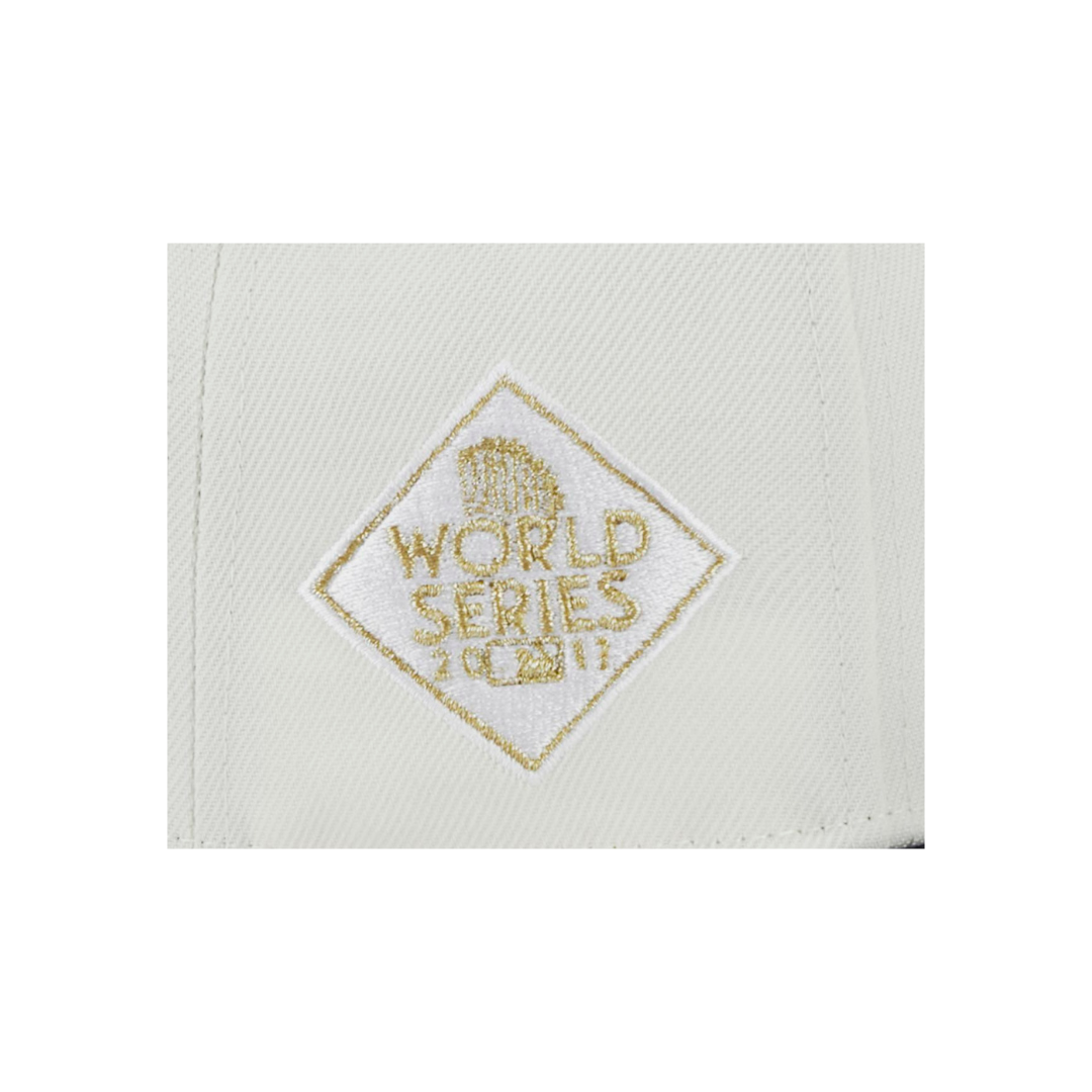 Houston Astros Retro 2017 World Series Patch New Era Cream/Navy 59FIFTY Fitted Hat